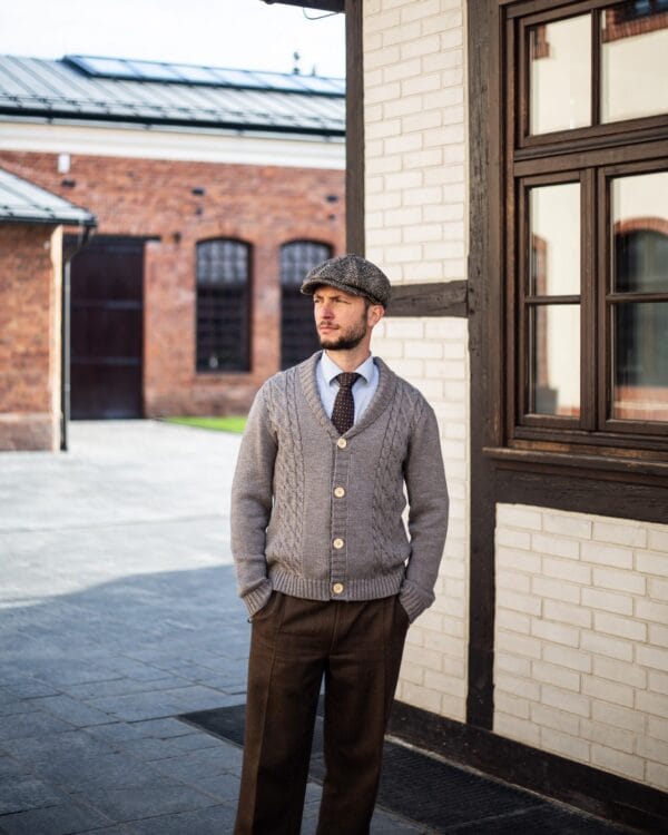 Merino wool men's cardigan paperboy cap